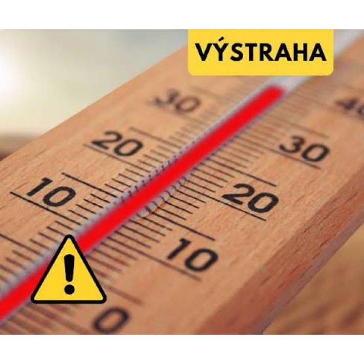 UPOZORNENIE – VÝSTRAHA 3. STUPŇA PRED VYSOKÝMI TEPLOTAMI